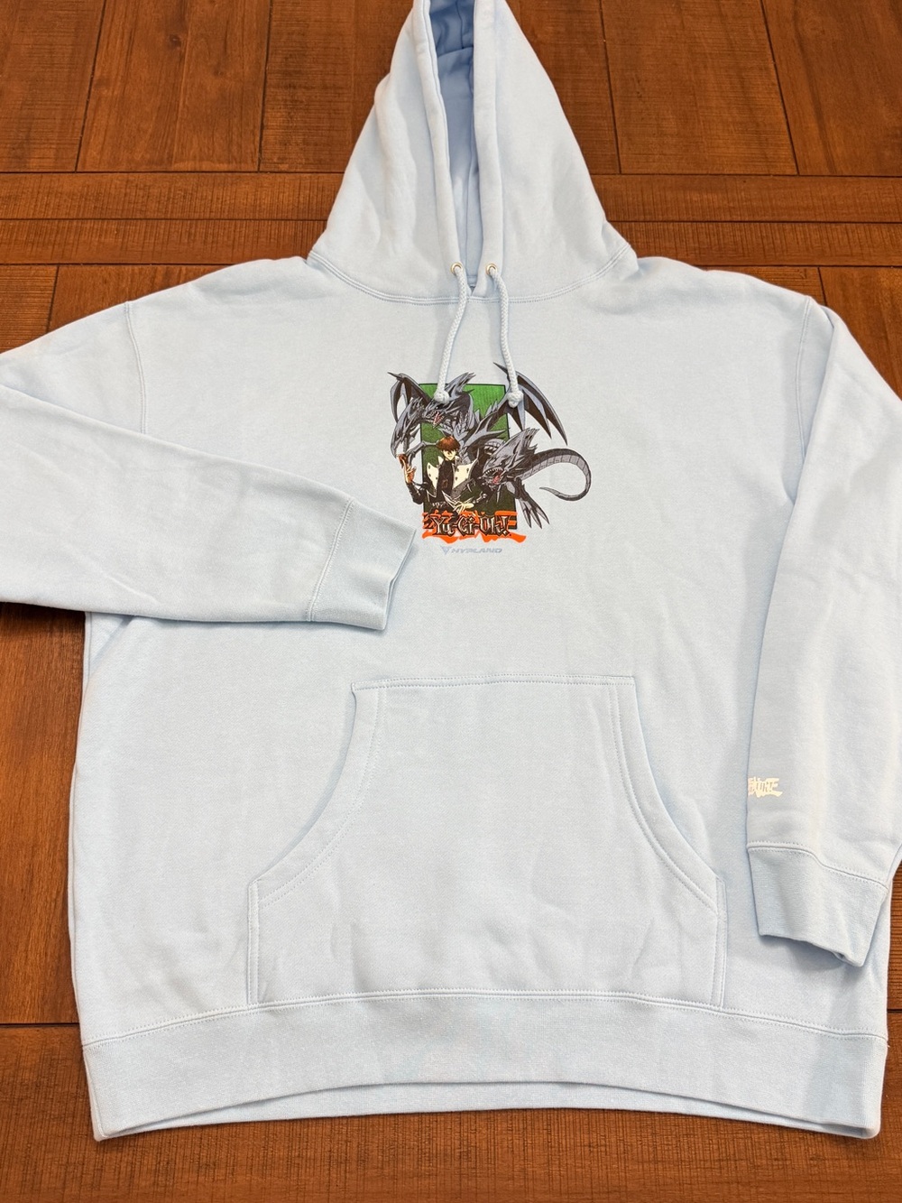 HYPLAND Yu-Gi-Oh! Blue Eyes Dragon Light Blue Graphic Pullover Hoodie XL
